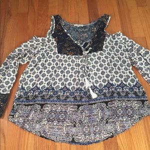 Women’s blouse